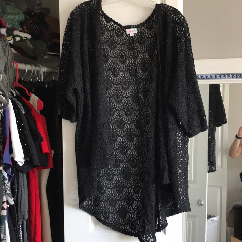 Lace kimono Lindsay lularoe size M
